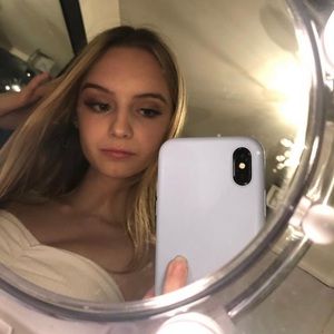 Meet your Posher, Ellie